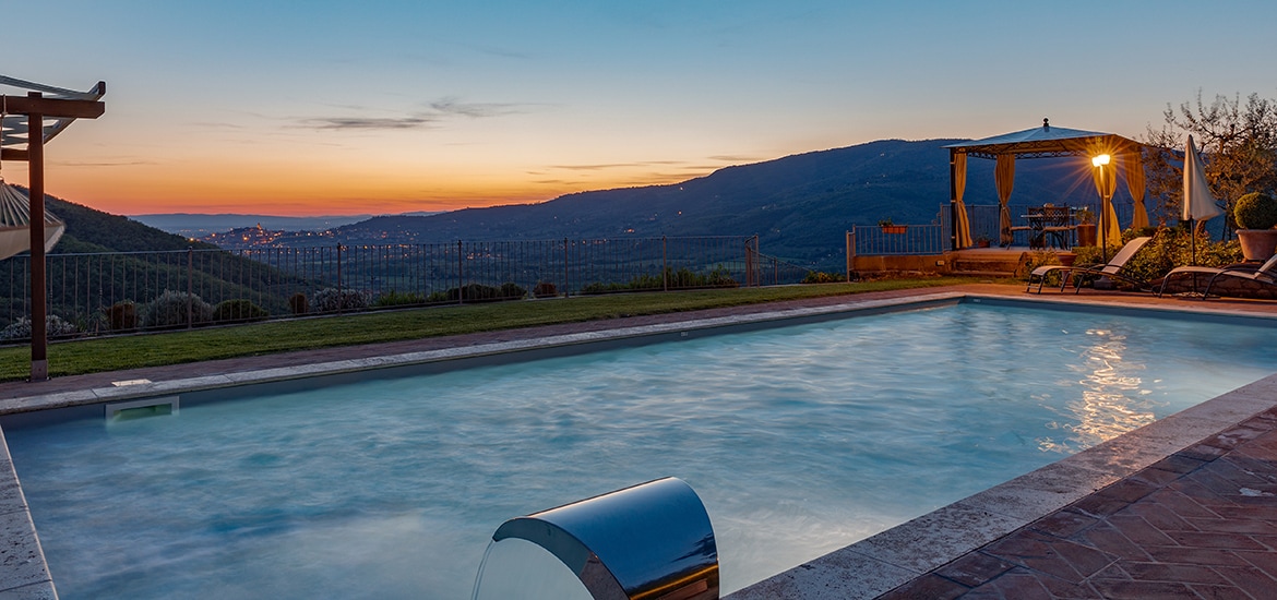 Agriturismo in Toscana con parco e piscina | Casale per affitti turistici Arezzo
