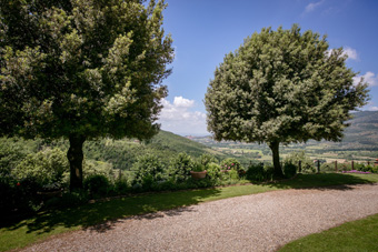 Casale con piscina in Toscana, parco e giochi per bambini