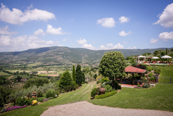 Foto casale in Toscana | Immagini e fotografie agriturismo ad Arezzo